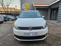 2013 VOLKSWAGEN TOURAN 2.0 TDI TRENDLINE DSG 