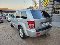 2010 JEEP GRAND CHEROKEE 5.7 HEMIV8 O/LAND 