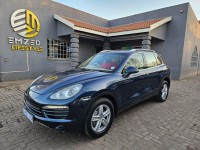 2012 PORSCHE CAYENNE 