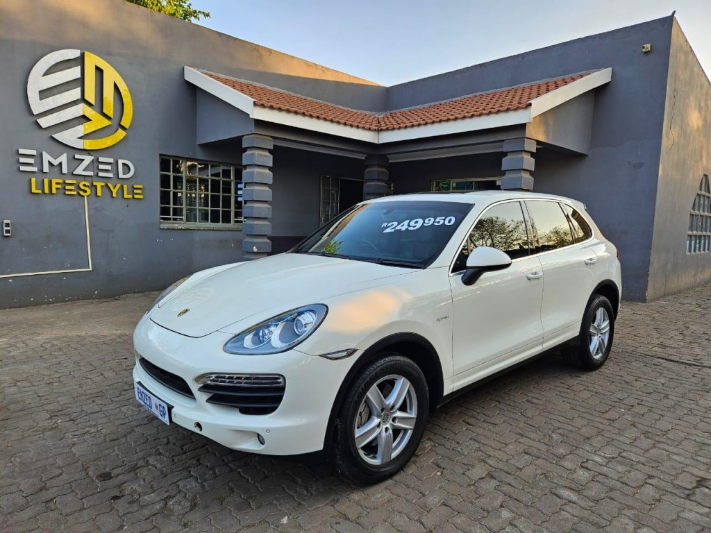 2011 PORSCHE CAYENNE TIPTRONIC (E2)