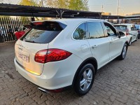 2011 PORSCHE CAYENNE TIPTRONIC (E2) 