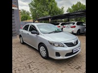 2015 TOYOTA COROLLA QUEST 1.6 A/T 