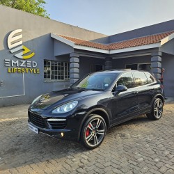 2011 PORSCHE CAYENNE TURBO TIPTRONIC (E2) 