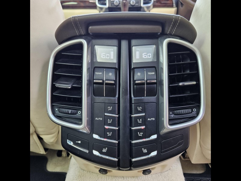 2011 PORSCHE CAYENNE TURBO TIPTRONIC (E2) 