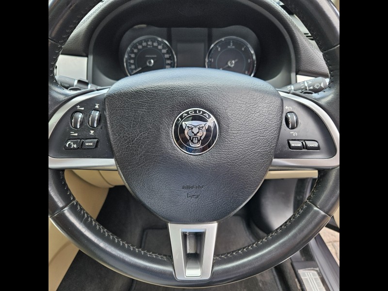 2015 JAGUAR XF 2.2 D LUXURY 