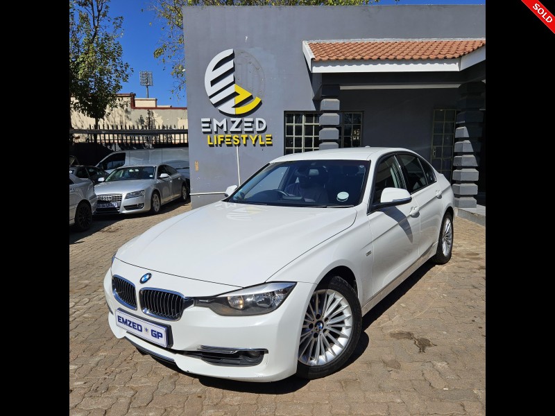 2013 BMW 3 SERIES 320I LUXURY LINE A/T (F30) 