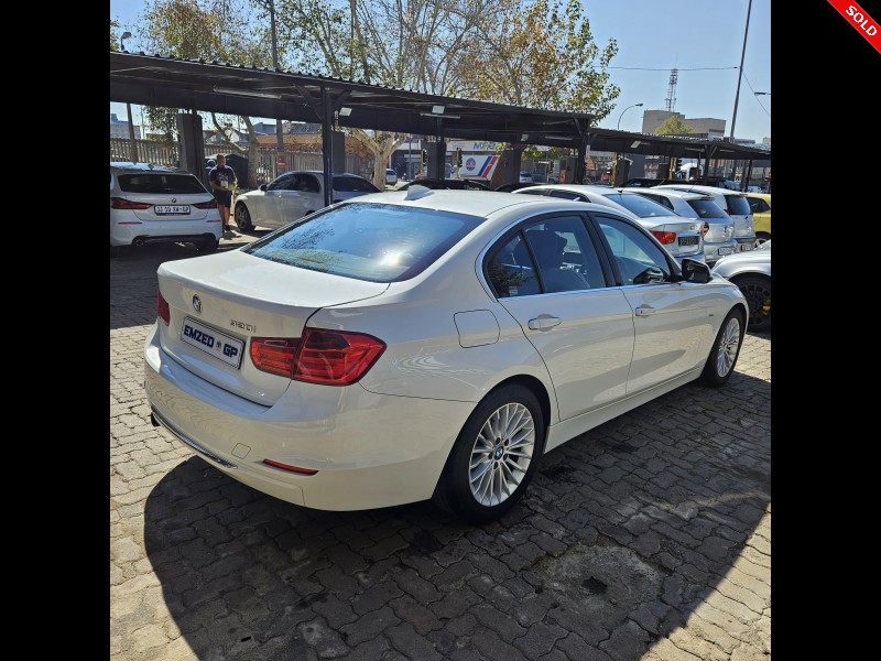2013 BMW 3 SERIES 320I LUXURY LINE A/T (F30) 