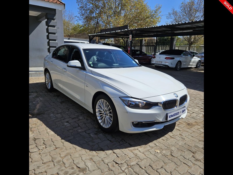 2013 BMW 3 SERIES 320I LUXURY LINE A/T (F30) 